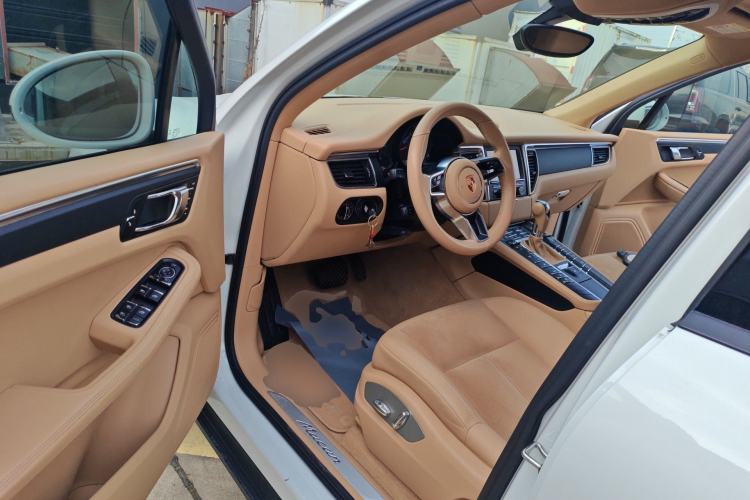 Used Porsche Macan 2014 Macan 2.0T
