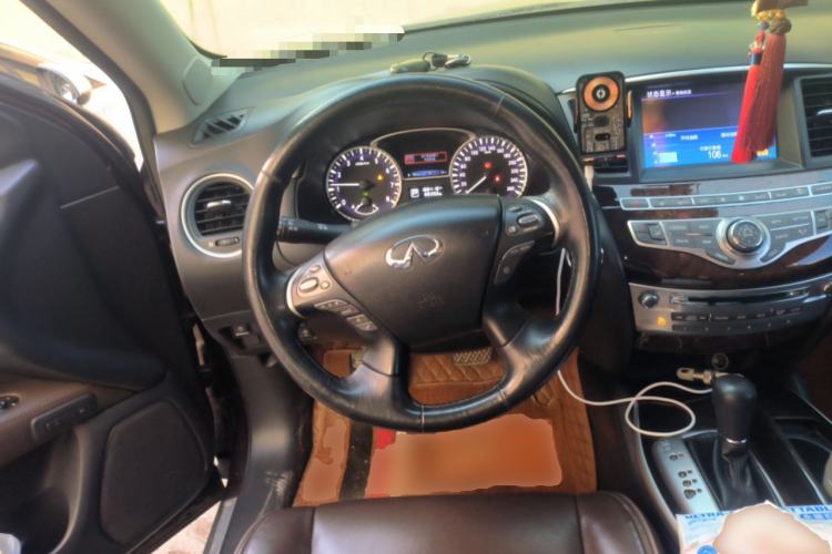 Used Infiniti QX60 2014 3.5L Four-Wheel Drive All-Terrain Version
