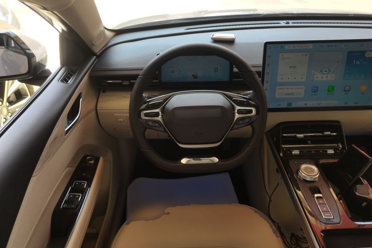 Used Wuling Xingguang 2024 Co-Creation Edition 510 Advanced Model