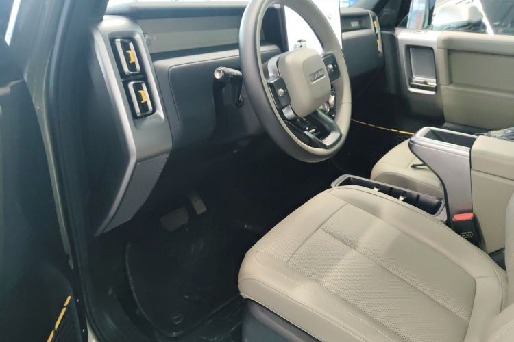 Used iCAR V23 2025 501 Four-Wheel Drive Intelligent Driving Version Interior 3