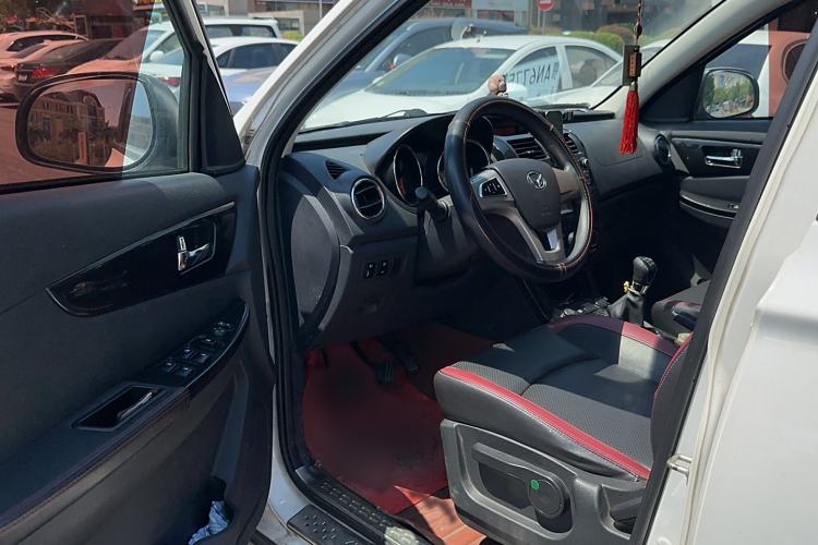 Used HYOSOW S3 2014 1.5L Comfort Version China IV Emission Standard
