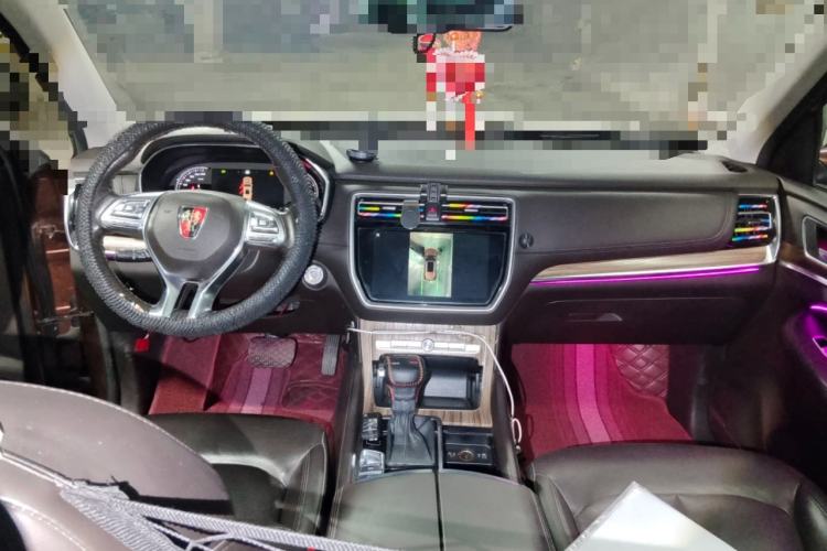 Used Roewe RX8 2018 30T Smart Connectivity Two-Wheel Drive Flagship Edition