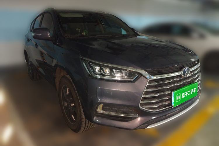 Used BYD Song 2021 Classic Edition 1.5T Automatic Elite Model Front Right 45 Deg