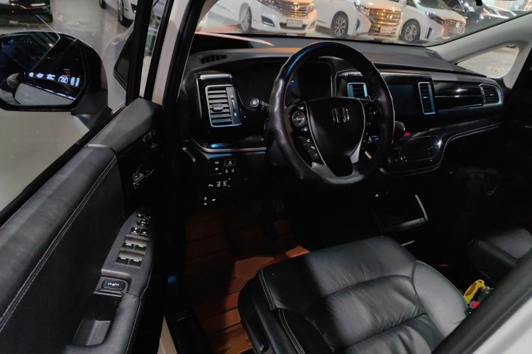 Used Honda Elysion 2019 2.0L Hybrid Luxury Edition
