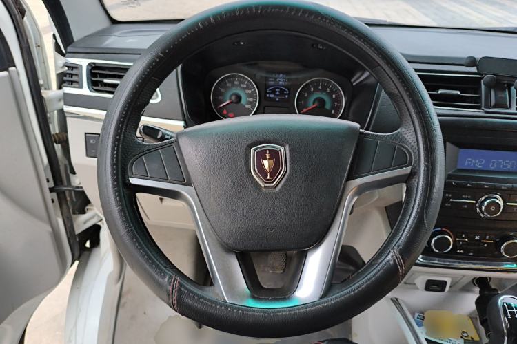 Used Jinbei New Hiace X30L 2021 1.5L Wealth Edition Bus Non-Air-Conditioned China VI Standard SWC15M Steering Wheel