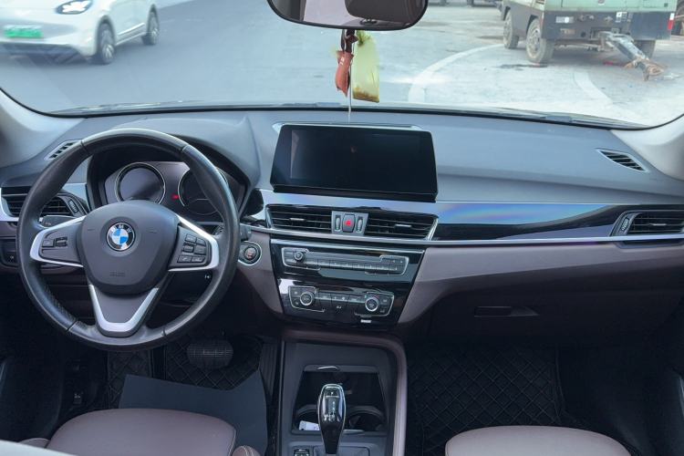 Used BMW X1 2020 sDrive25Li Leading Model