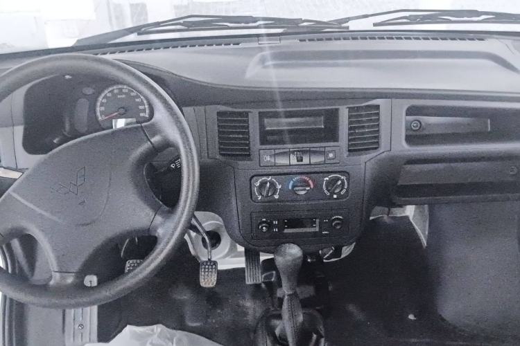 Used Wuling Zhiguang 2023 1.5L Practical Version 5/7 Seats