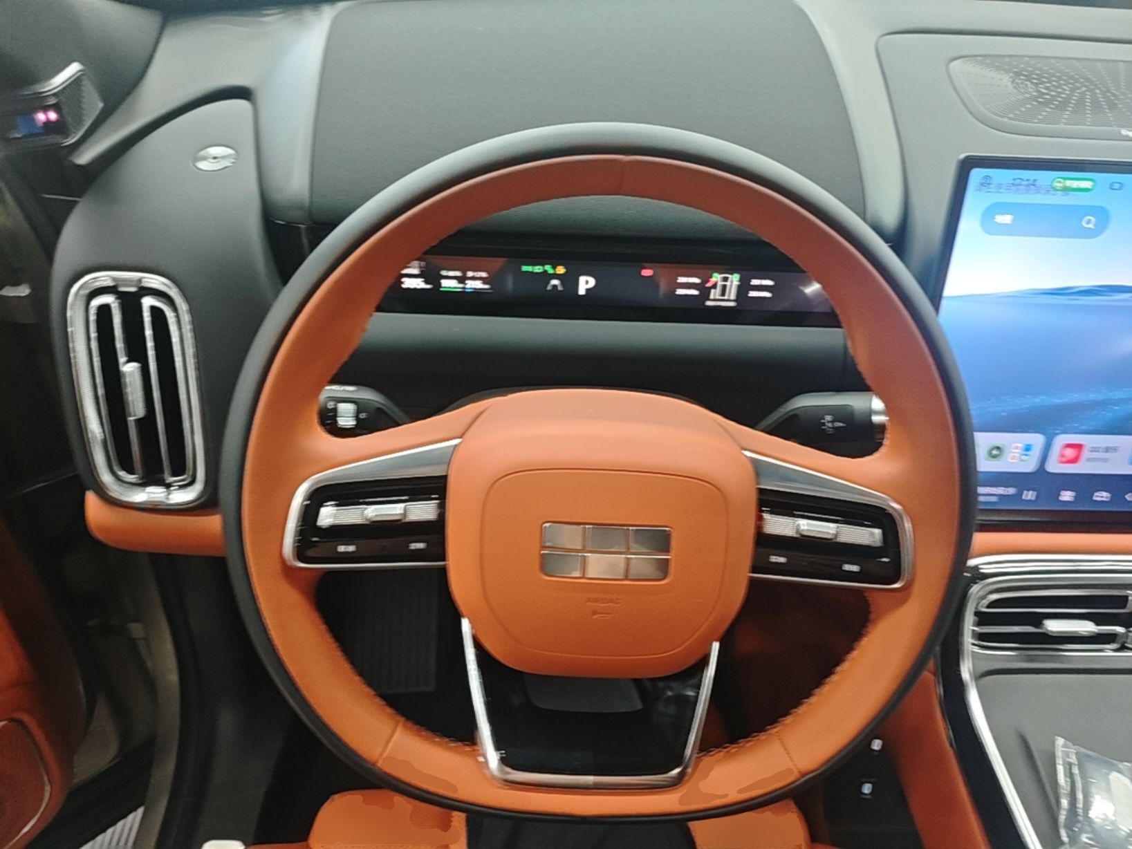 Geely Galaxy M9 2025 Model 230km Two-Wheel-Drive Long-Distance Edition — снимка 13