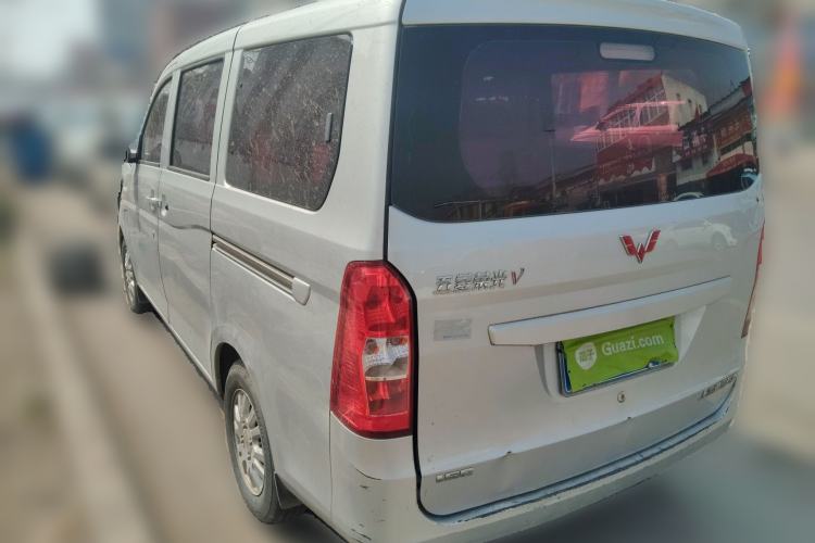 Used Wuling Rongguang V 2016 1.5L Standard Version
