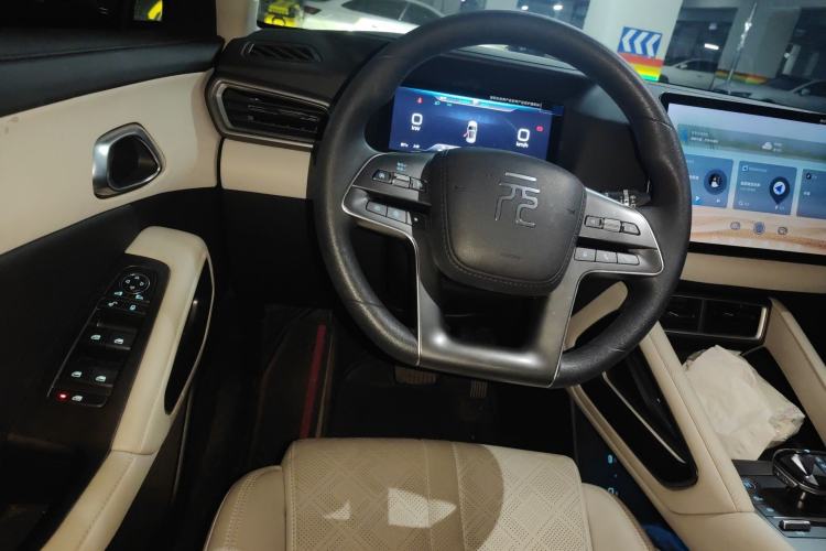 Used BYD Yuan UP 2024 401KM Leading Edition