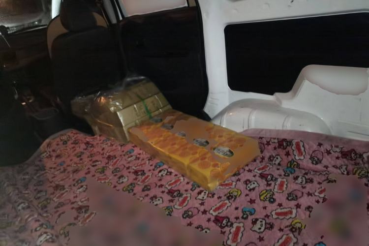 Used Dongfeng Fengon 330 2019 1.5L 330S Manual Luxury Van China VI Standard