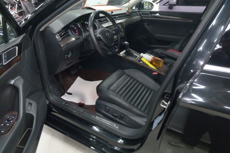 Used Volkswagen Magotan 2018 Facelift 330TSI DSG Luxury Model