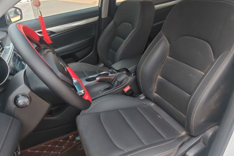 Used Geely Auto Emgrand 2019 Leading Edition 1.5L Manual Luxury Model China VI Standard Left Front Seat