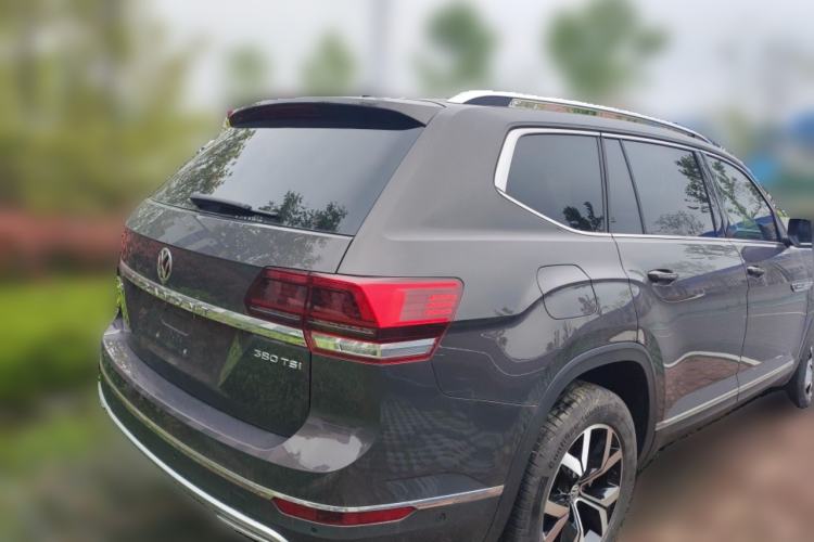 Used Volkswagen Teramont 2017 380TSI Four-Wheel Drive Luxury Edition Rear Right 45 Deg