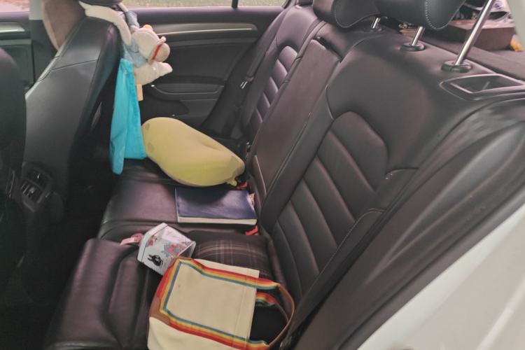 Used Volkswagen Golf 2016 230TSI Automatic Luxury Version
