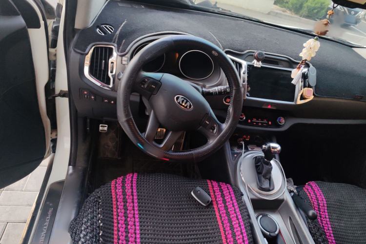 Used Kia Sportage R 2016 2.0L Automatic Two-Wheel Drive DLX Steering Wheel