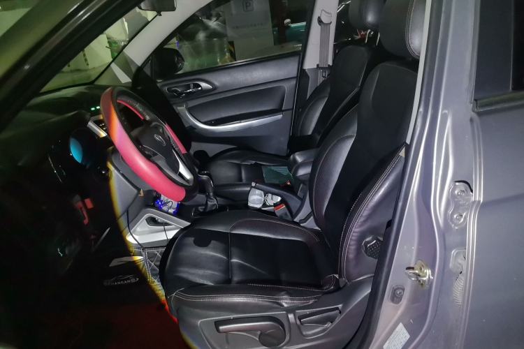 Used CHANGAN CS35 2015 1.6L Manual Luxury Model China IV Standard