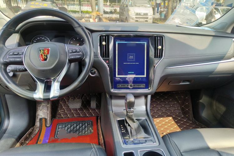 Used Roewe i6 2017 20T Automatic Internet Smart Edition
