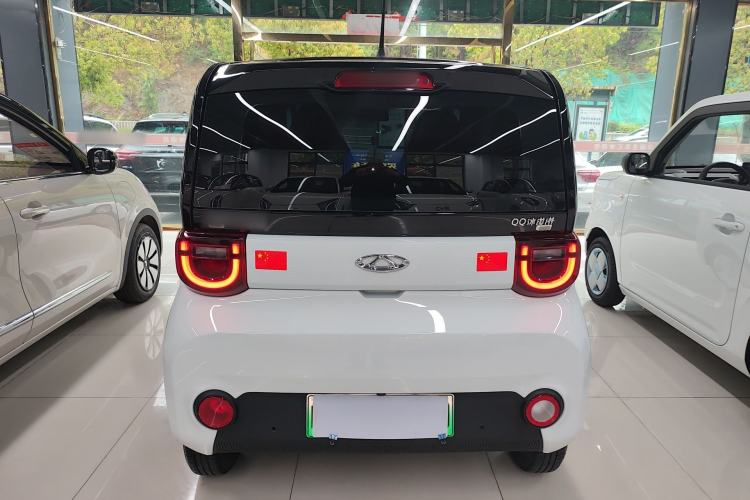 Used Chery QQ Ice Cream 2022 170km Sundae Phosphate Lithium-Ion Rear