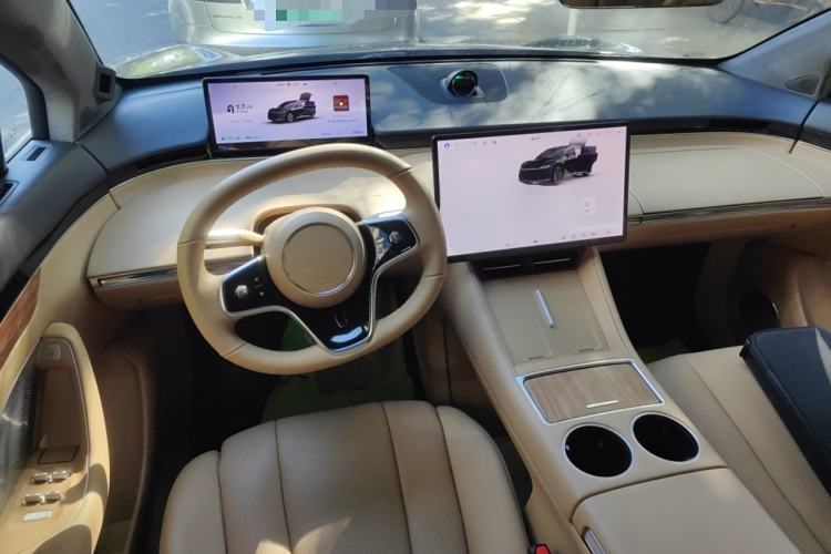 Used Hima Luxeed R7 2024 All-Electric 736 km Ultra