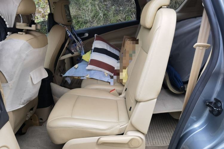 Used Ford S-MAX 2008 2.3L 7-Seater Luxury Version
