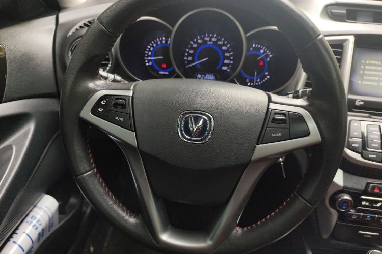 Used CHANGAN Eado 2015 1.6L Automatic Junku Model China V Standard Steering Wheel