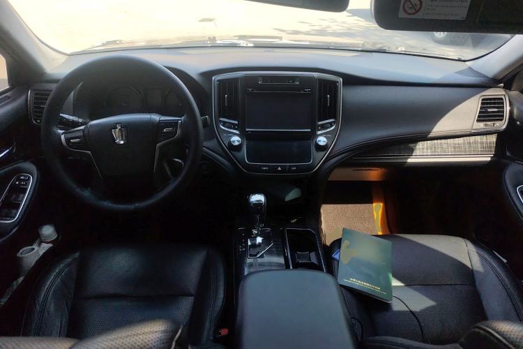 Used Toyota Crown 2018 2.0T Fashion Edition
