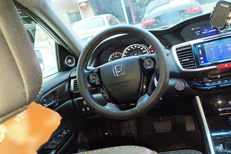 Used Honda Accord 2016 2.4L Luxury Edition
