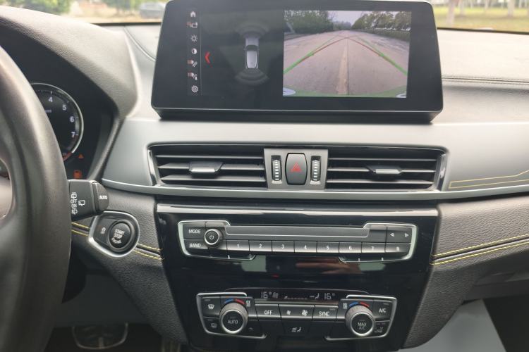 Used BMW X2 2023 sDrive 25i Shining Edition Interior 5