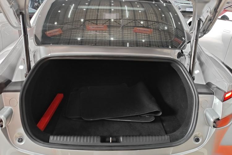 Used XPeng P7 2020 586N Trunk