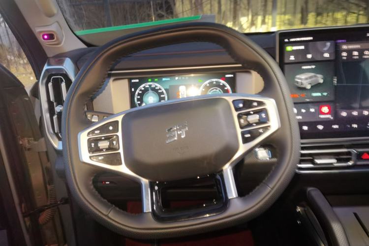 Used JETOUR Traveler 2025 1.5TD DCT Two-Wheel Drive Exploration+
