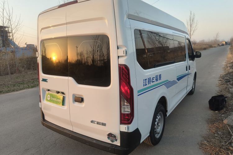 Used JMC E Fushun 2025 Model, Open Window Version, 53.58 kWh, Mid-axle, Mid-roof

