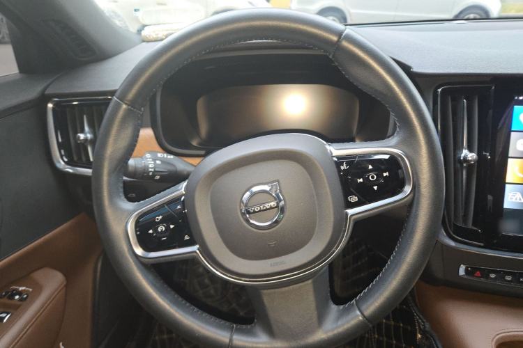Used Volvo S90 2021 B5 Zhiyi Luxury Edition