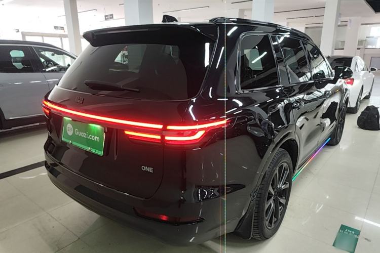 Used Li Auto ONE 2021 Extended-Range 6-Seater Version Rear Right 45 Deg