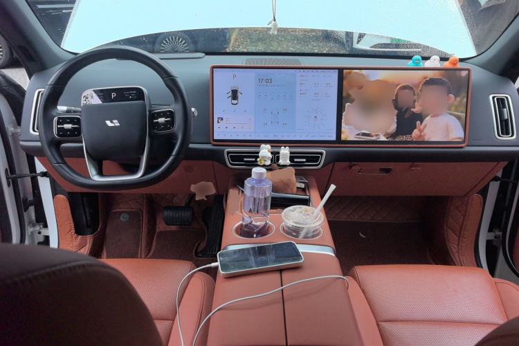 Used Li Auto L6 2024 Pro Model Center Console