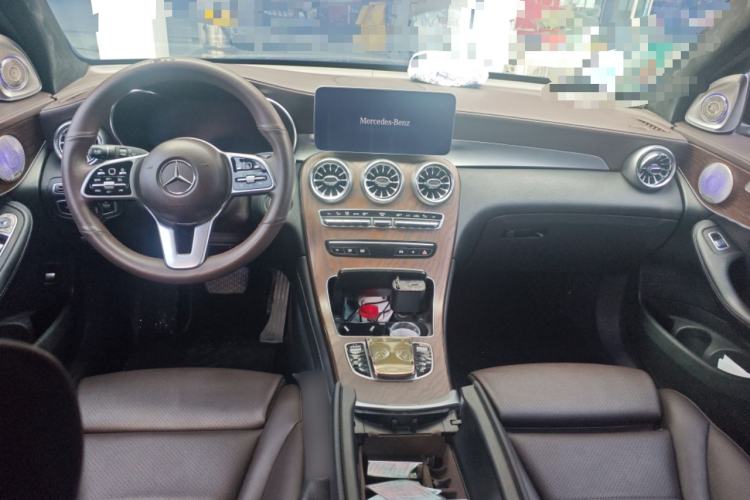 Used Mercedes-Benz GLC 2021 GLC 260 L 4MATIC Luxury Model Center Console