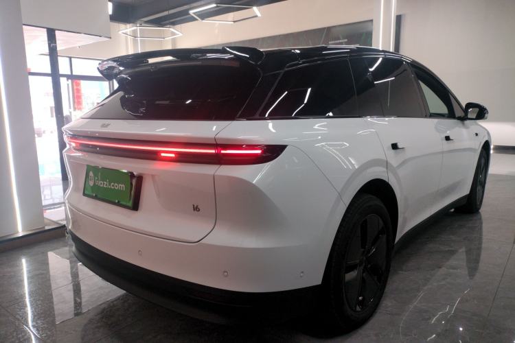 Used Li Auto i6 2025 Model Two-Wheel-Drive Standard Type