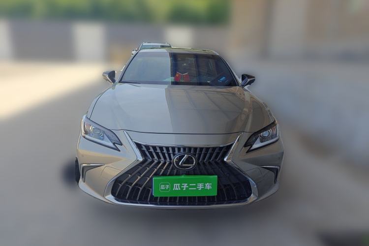Used Lexus ES 2022 200 Excellence Edition
