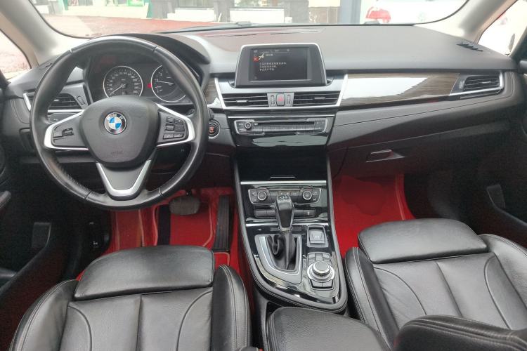 Used BMW 2 Series Active Tourer 2014 220i Luxury Design Package Center Console