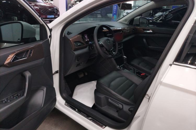 Used Volkswagen Tharu 2021 280TSI Two-Wheel-Drive Luxury Edition Driver Seat