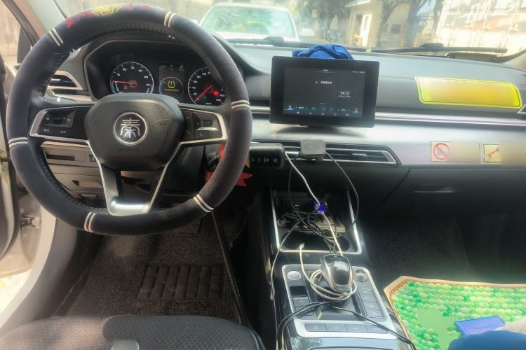 Used BYD Qin New Energy 2019 High-Range Luxury Model