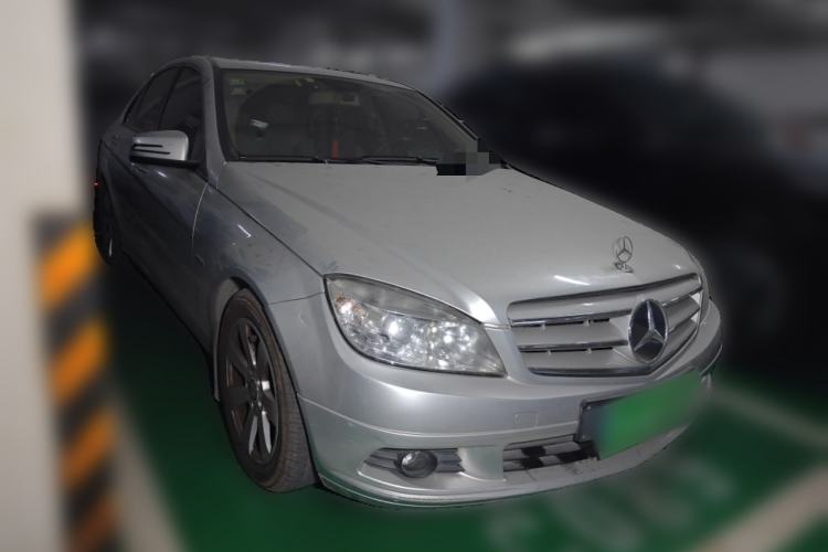 Used Mercedes-Benz C-Class 2010 C 180K Classic model
