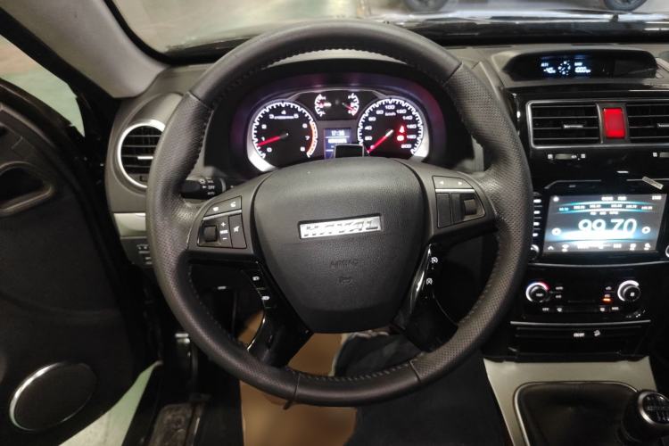 Used Haval H5 Classic 2016 Classic Edition 2.0T Manual Two-Wheel Drive Elite Model
