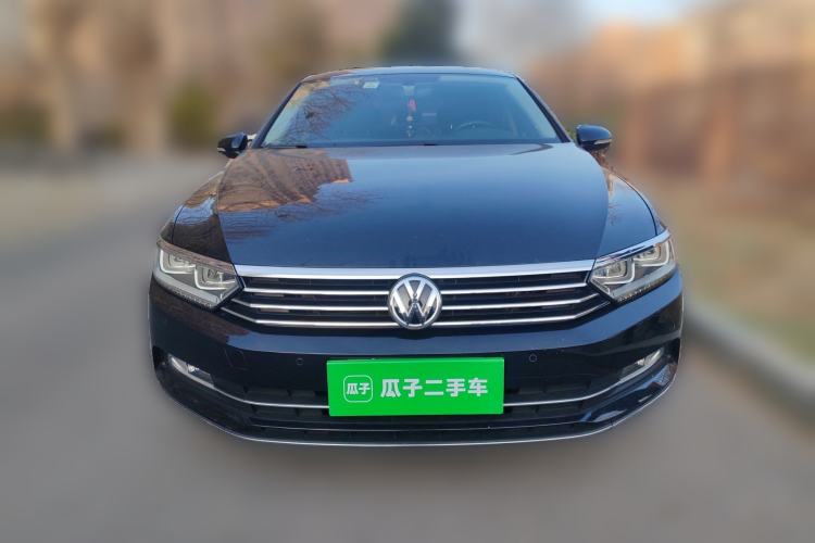 Used Volkswagen Magotan 2018 330TSI DSG Luxury Model Front