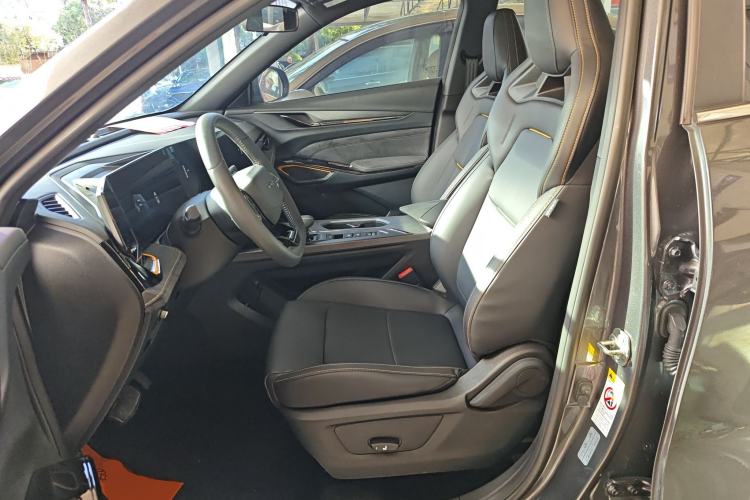 Used Oshan X5 PLUS 2023 Revised 1.5T DCT Excellence Edition
