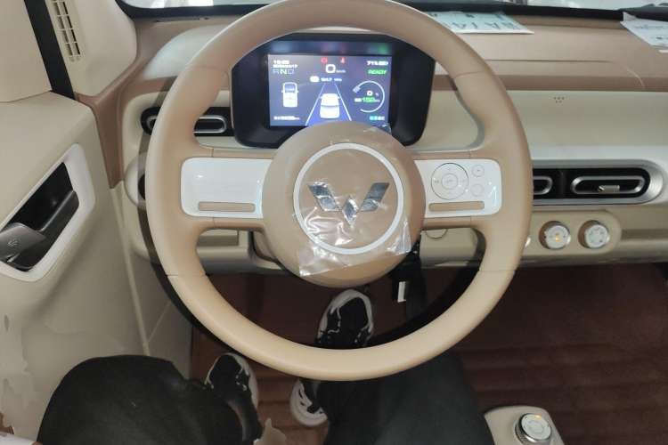 Used Wuling Hongguang MINIEV 2024 3rd Generation 215km Youth Edition