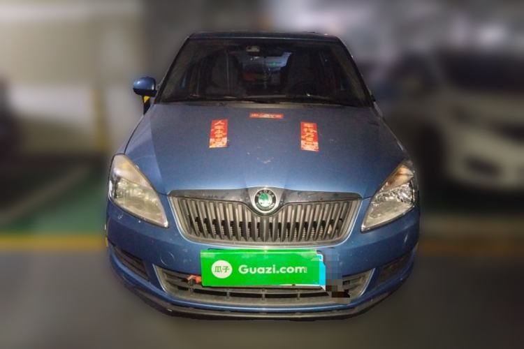 Used Skoda Fabia 2012 1.4L Automatic Crystal Edition
