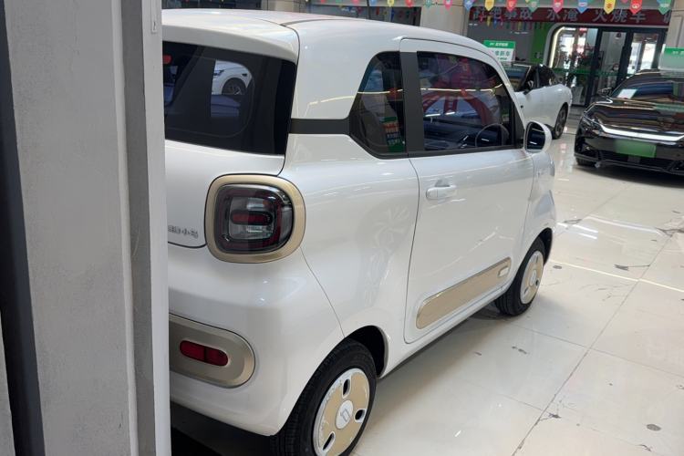 Used Bestune Pony 2025 222km Lightning Horse Exterior 5