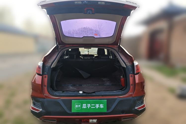 Used Venucia T90 2017 2.0L Manual ChenShang Edition