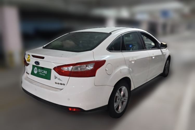 Used Ford Focus 2012 Sedan 1.6L Automatic Fashion Edition